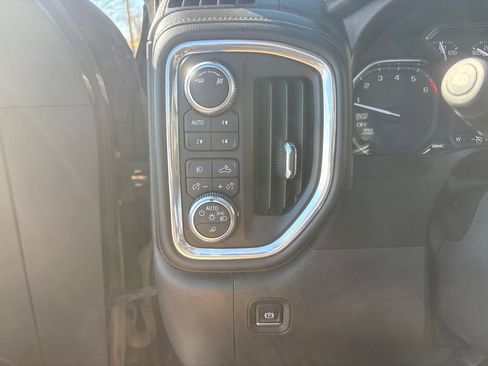 Used 2019 GMC Sierra 1500 SLT w/ SLT Premium Plus Package image 19