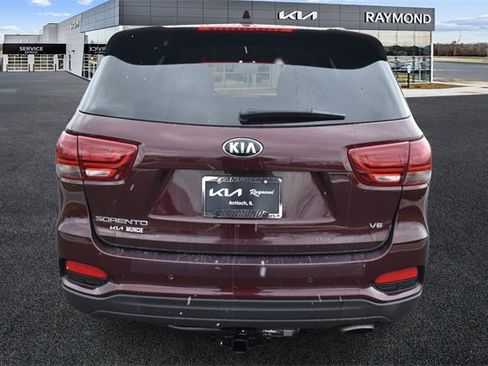 Used 2019 Kia Sorento LX w/ LX V6 Convenience Package image 4