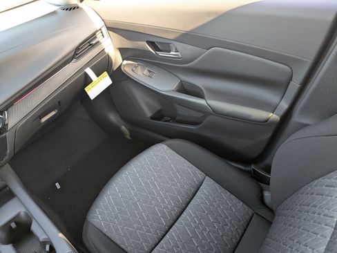New 2026 Nissan Sentra SV w/ SV Convenience Package FWD image 23