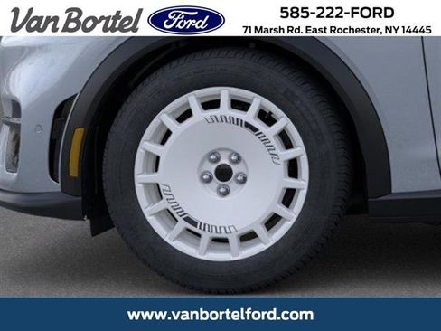 New 2025 Ford Mustang Mach-E GT image 85