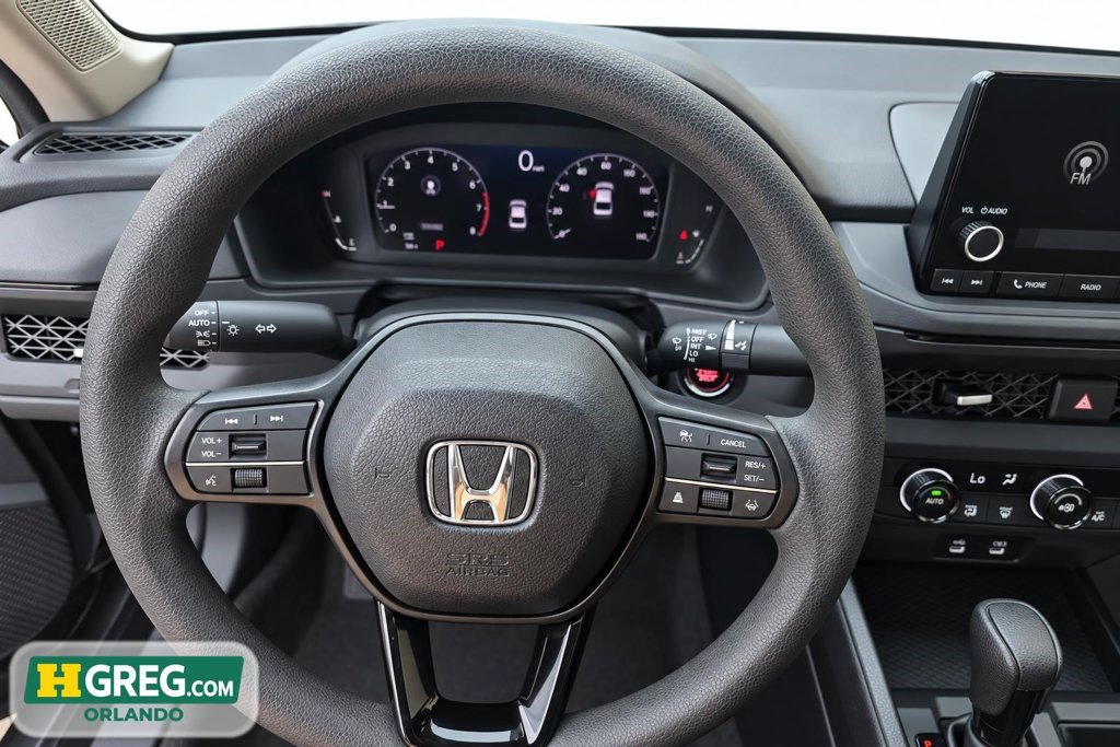 Used 2025 Honda Accord SE image 13