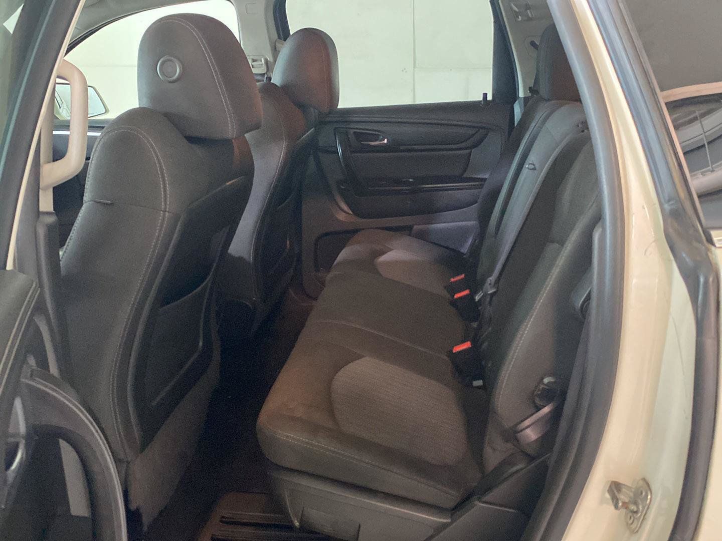 Used 2014 Chevrolet Traverse LT w/ All-Star Edition FWD image 27