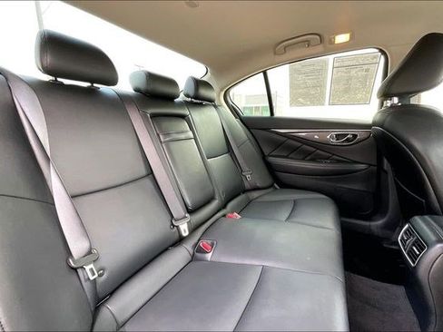 Used 2021 INFINITI Q50 Pure image 32