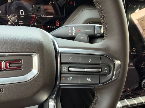 New 2026 GMC Yukon Elevation image 31