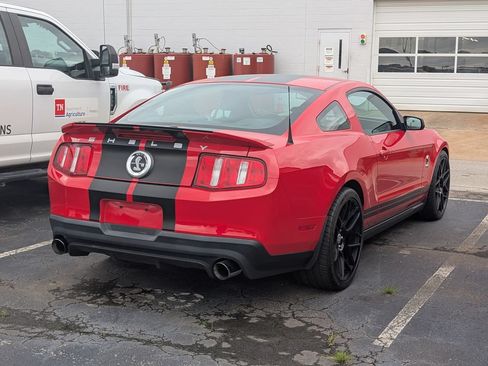Used 2010 Ford Mustang Shelby GT500 RWD image 5