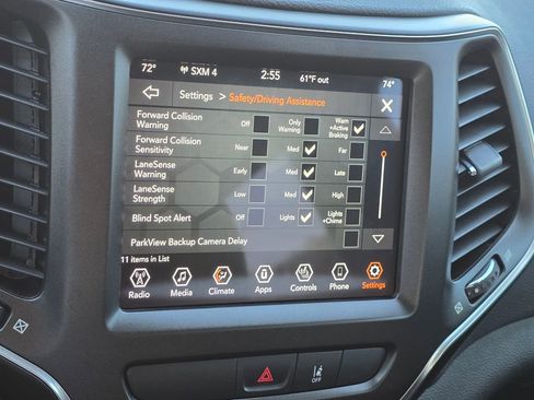 Used 2022 Jeep Cherokee Trailhawk w/ Trailer Tow Group image 43