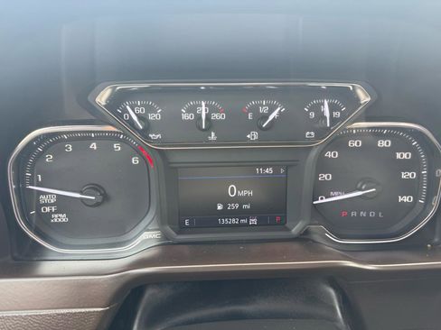 Used 2019 GMC Sierra 1500 SLT AWD/4WD image 13