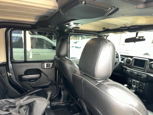 Used 2020 Jeep Gladiator Sport w/ Quick Order Package 24S image 14