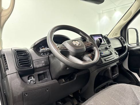 Used 2023 RAM ProMaster 2500 FWD image 19