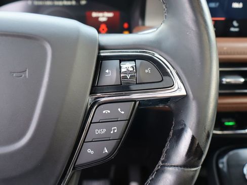 Used 2021 Lincoln Nautilus Reserve w/ Monochromatic Package image 17