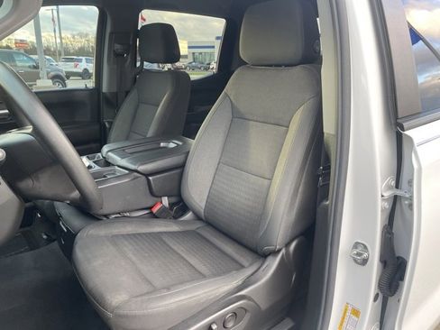 Used 2022 Chevrolet Silverado 1500 Custom image 27