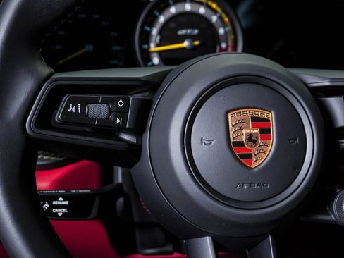 Certified 2024 Porsche 911 GT3 image 25