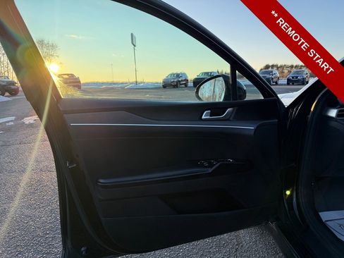 Used 2022 Kia K5 GT-Line w/ GT-Line Awd Premium Package image 11
