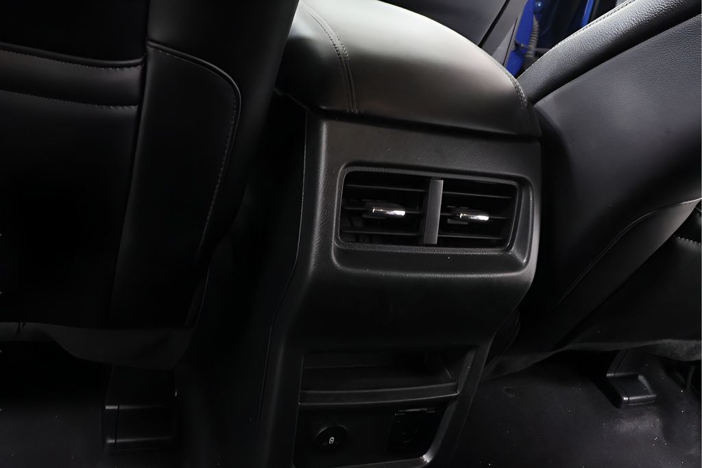 Used 2024 Ford Edge SEL w/ Convenience Package AWD/4WD image 27