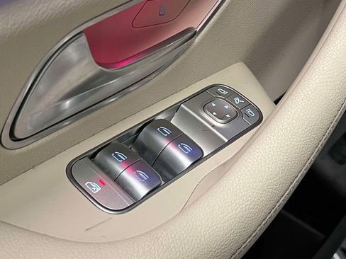 Used 2022 Mercedes-Benz GLS 450 4MATIC image 14