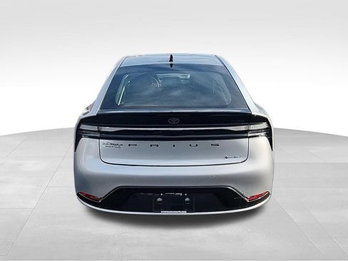 New 2026 Toyota Prius Plug-In Hybrid FWD image 7