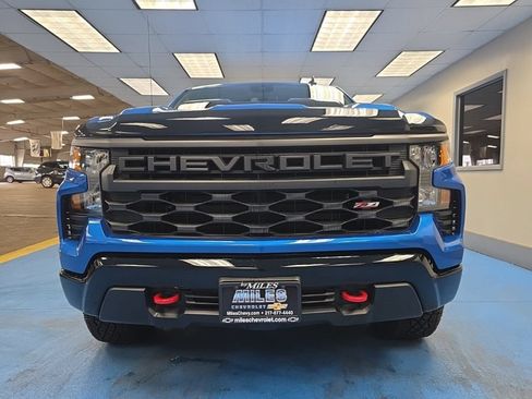 Certified 2023 Chevrolet Silverado 1500 Custom Trail Boss w/ LPO, Dark Essentials Package AWD/4WD image 17