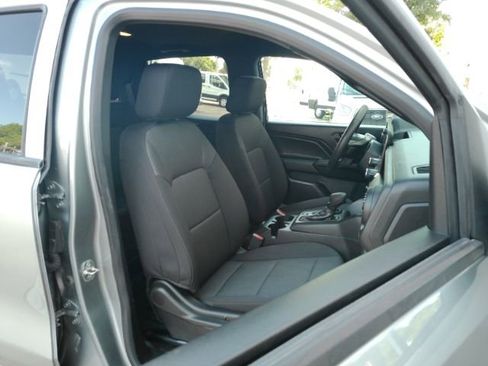 Used 2023 Chevrolet Colorado W/T RWD image 19