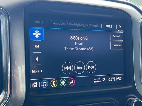 Used 2019 Chevrolet Silverado 1500 RST AWD/4WD image 17