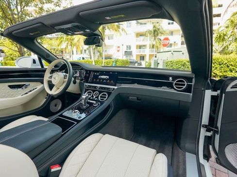 Used 2024 Bentley Continental GT Speed image 88