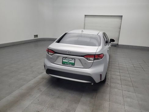 Used 2021 Toyota Corolla LE image 7