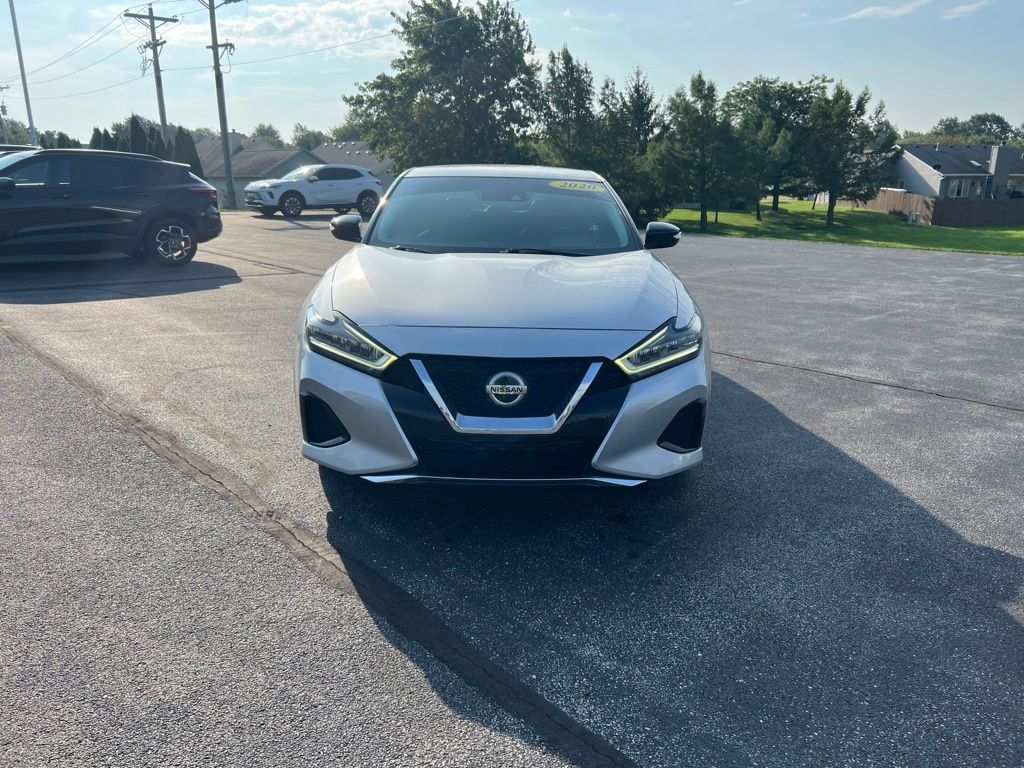 Used 2020 Nissan Maxima 3.5 SV w/ Floor Mat Group FWD image 2
