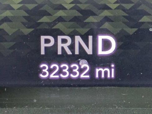 Used 2021 Jeep Wrangler Unlimited Sahara AWD/4WD image 29