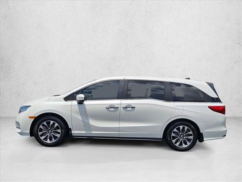 Certified 2024 Honda Odyssey EX-L image 9