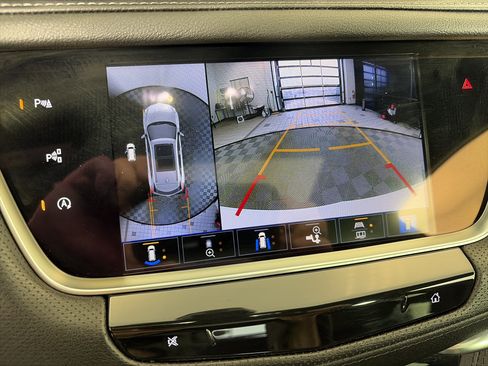 Used 2022 Cadillac XT5 Premium Luxury w/ Technology Package image 25