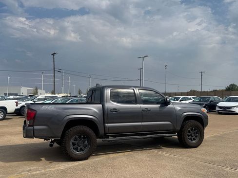 Used 2023 Toyota Tacoma SR w/ SR Convenience Package RWD image 29