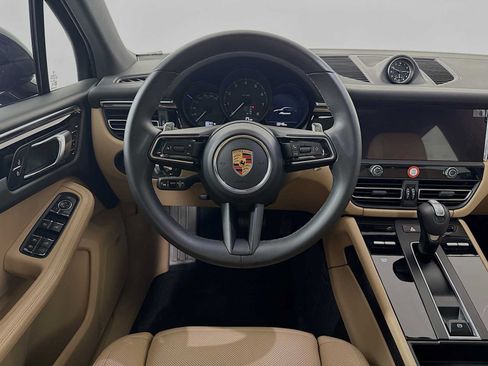 Certified 2026 Porsche Macan AWD/4WD image 24