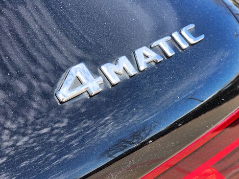 Certified 2022 Mercedes-Benz GLC 300 4MATIC image 9