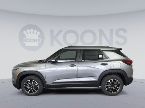 New 2026 Chevrolet TrailBlazer LT image 2