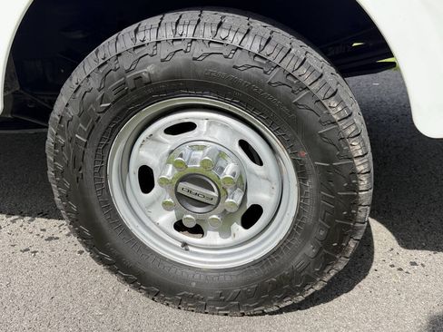 Used 2021 Ford F350 XL w/ Power Equipment Group AWD/4WD image 22