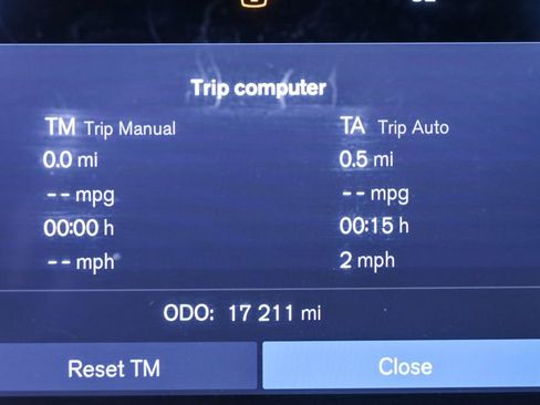 Certified 2025 Volvo S60 T8 Ultra AWD/4WD image 14