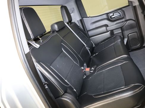 Used 2019 Chevrolet Silverado 1500 LT AWD/4WD image 30