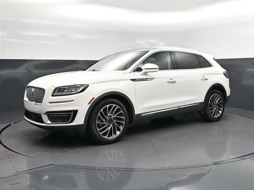 Used 2020 Lincoln Nautilus Reserve w/ Equipment Group 201A FWD image 3
