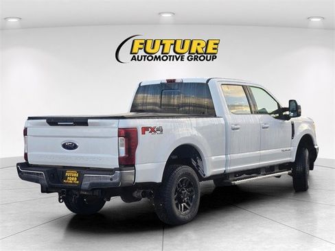 Certified 2019 Ford F250 Lariat w/ Lariat Value Package image 4