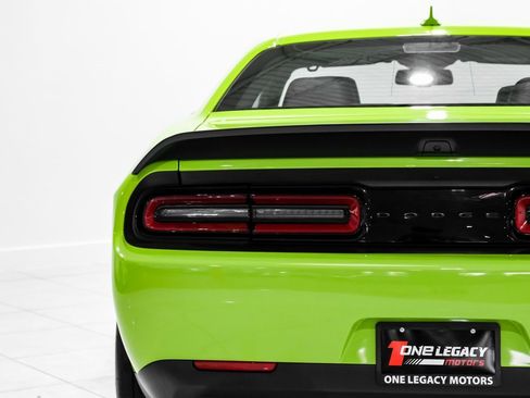 Used 2023 Dodge Challenger SRT Hellcat Redeye image 39