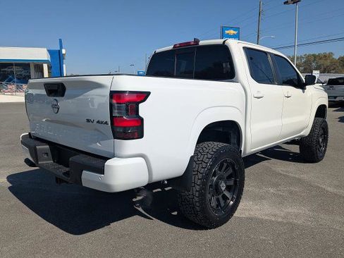 Used 2022 Nissan Frontier SV image 4