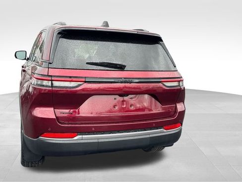 New 2026 Jeep Grand Cherokee Altitude AWD/4WD image 5