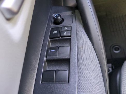 Certified 2021 Toyota Corolla LE image 21