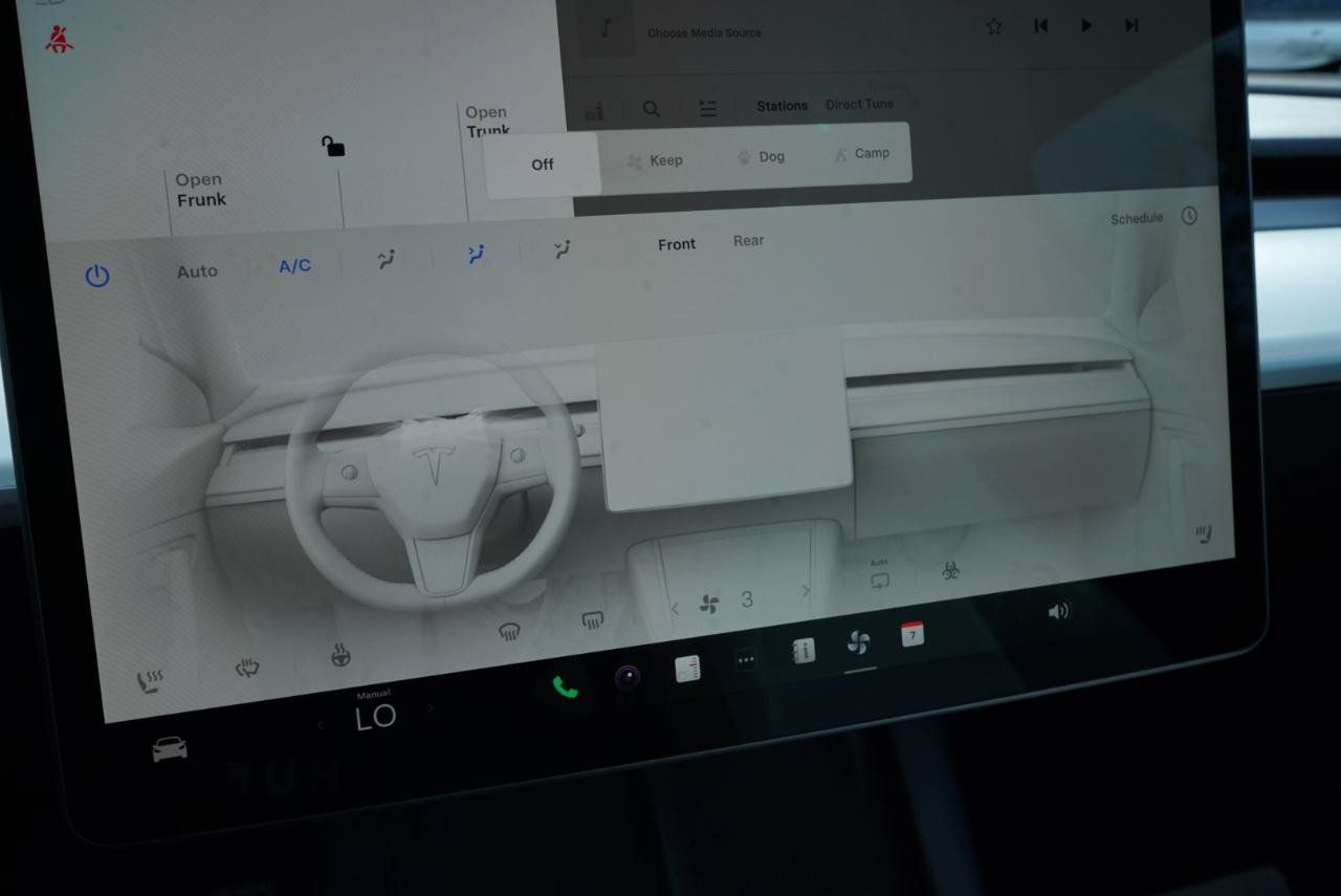 Used 2023 Tesla Model Y Performance AWD/4WD image 30