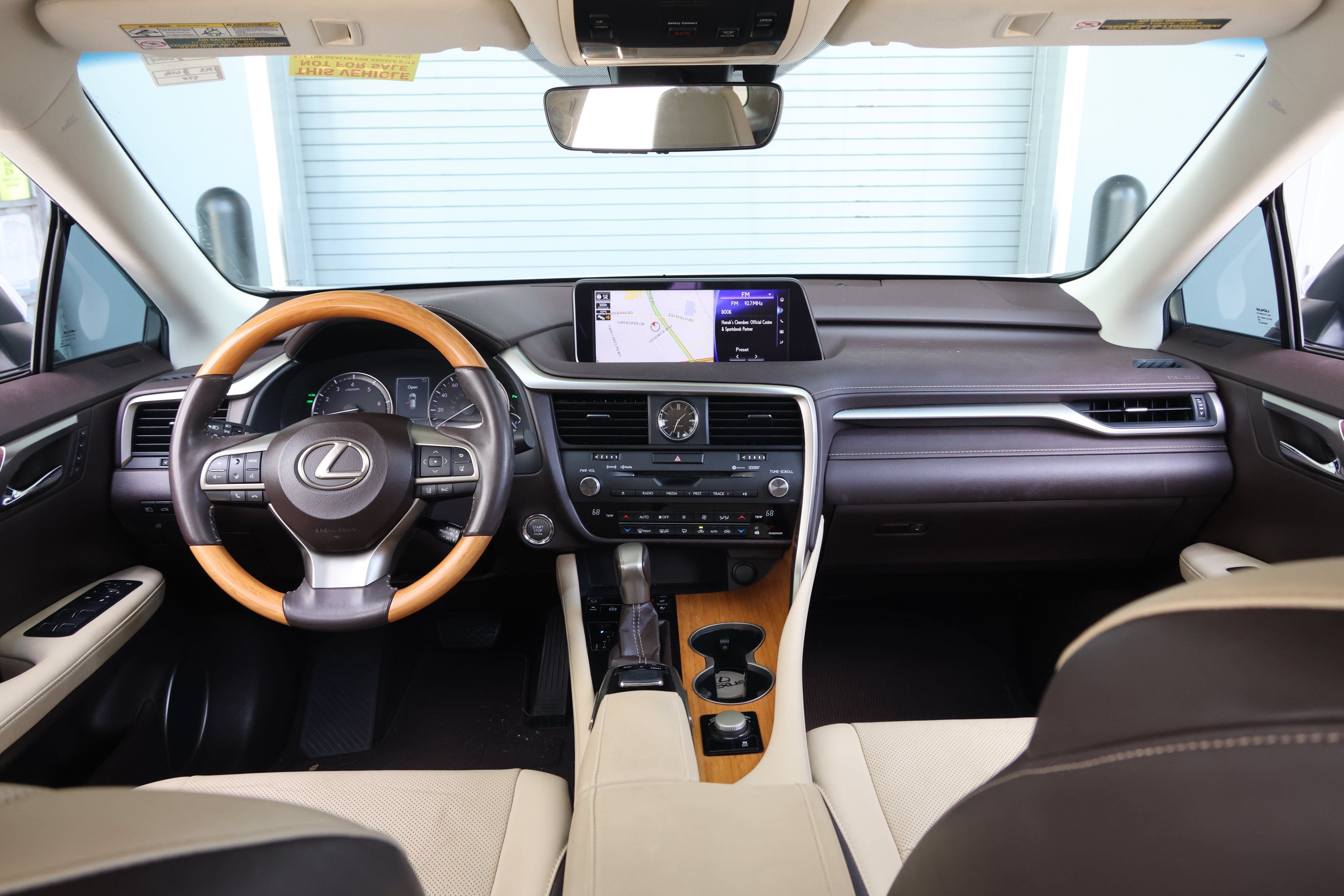 Used 2017 Lexus RX 350 FWD w/ Premium Package image 16