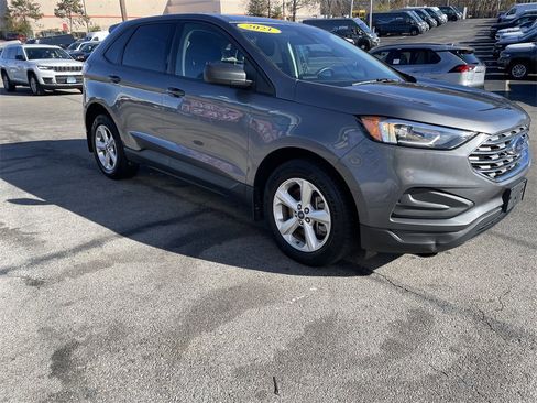 Used 2021 Ford Edge SE image 6