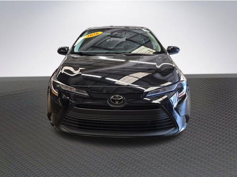 Used 2026 Toyota Corolla LE FWD image 3