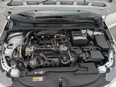 Used 2024 Toyota Corolla LE FWD image 28