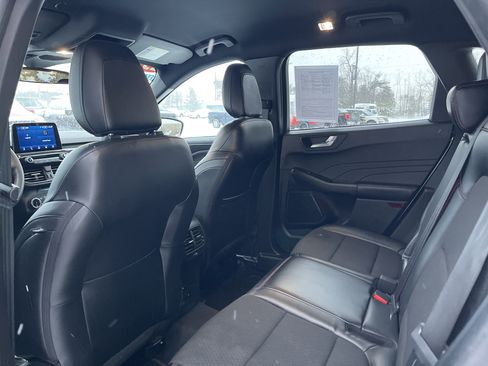 Used 2023 Ford Escape ST-Line image 10