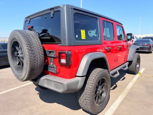 Used 2018 Jeep Wrangler Unlimited Sport S AWD/4WD image 4