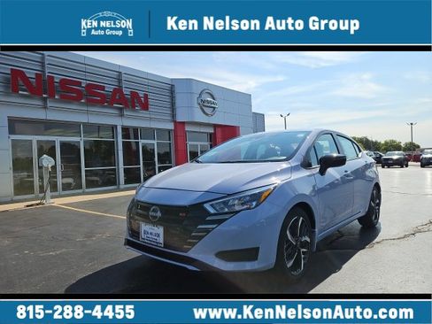 New 2025 Nissan Versa SR w/ Trunk Package image 1